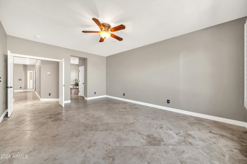 2812 W Reedy Creek Dr-30