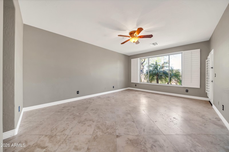 2812 W Reedy Creek Dr-32