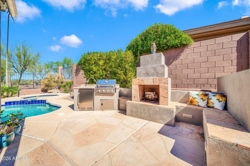 2812 W Reedy Creek Dr-45