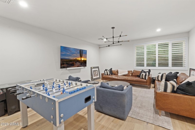 8409 N DIller Grove Lane, Phoenix 85021