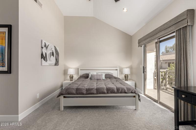 Primary bedroom w/ King bed