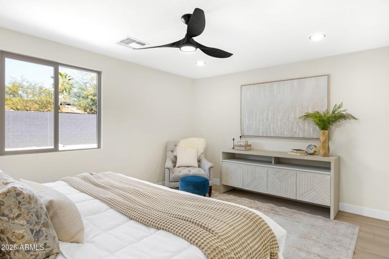 3718 E Evans Dr Phoenix - 315