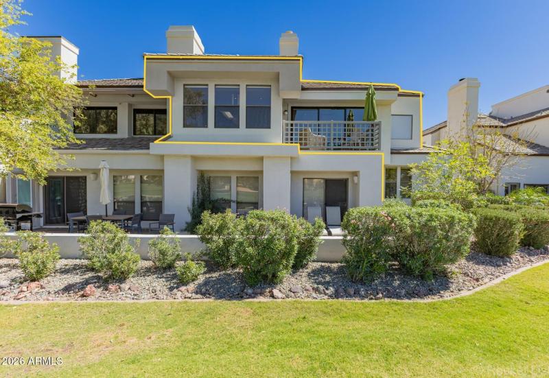 Top Floor Yellow Outline