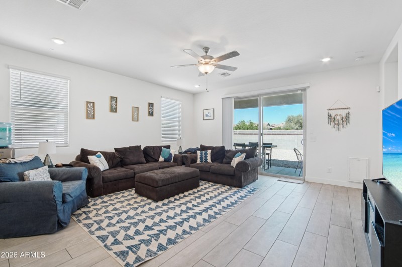 6-print-W Dahlia Dr-S1403-006