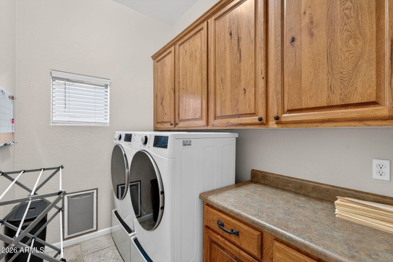 52-web-or-mls-36E Dubois Ave