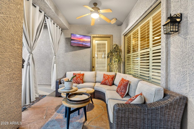 68-web-or-mls-65E Dubois Ave