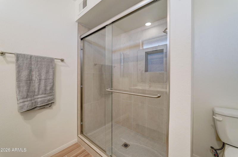 5132 W Corinne Dr-20