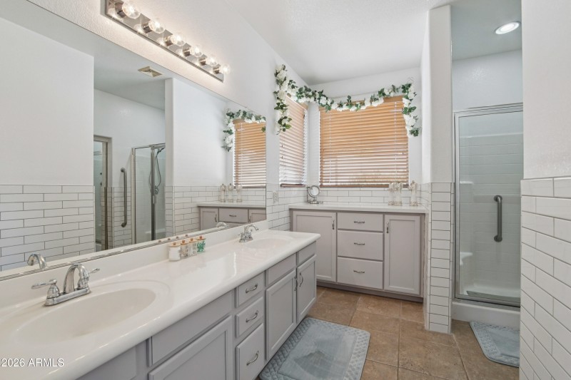 22-print-W Saint Kateri Dr-S1403-022