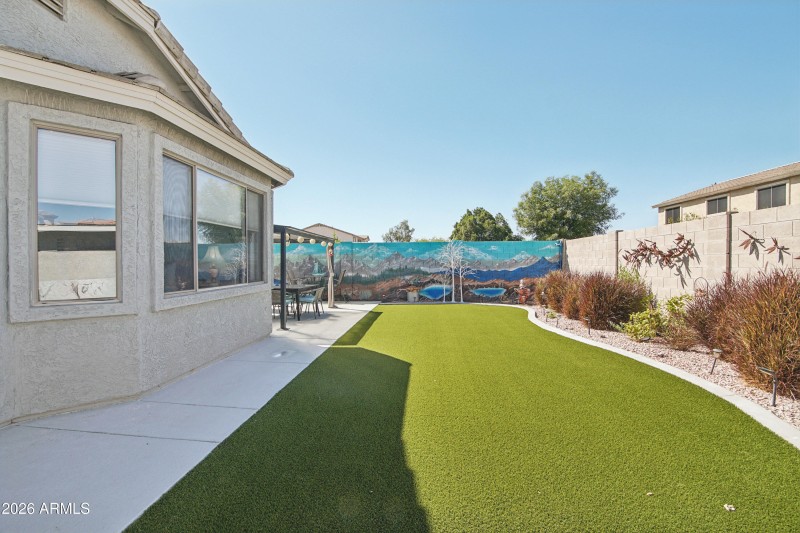 27-print-W Saint Kateri Dr-S1403-027