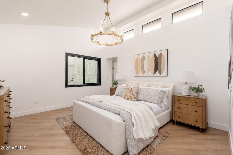 1926 E Augusta Ave - 29