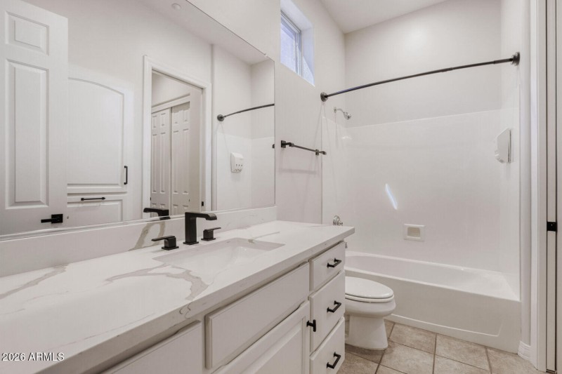 8697 E Krail St - Web Quality - 033 - 33