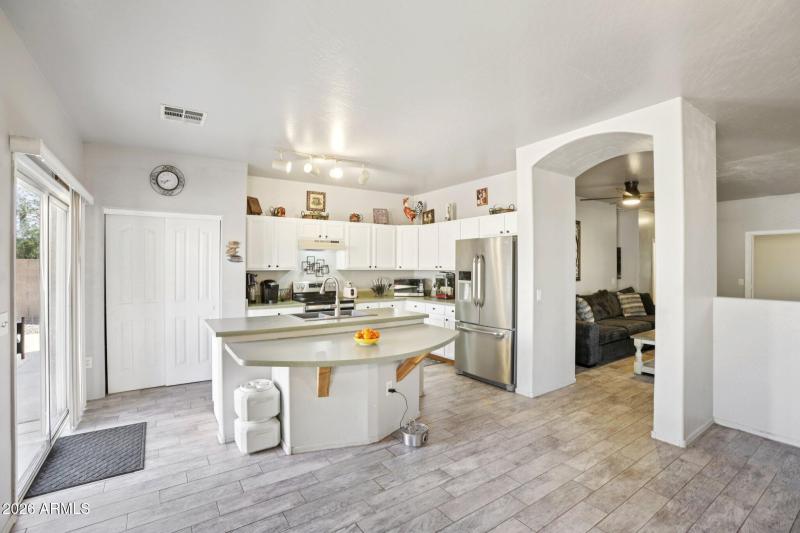 10-web-or-mls-E Obispo Ave-S1403-010