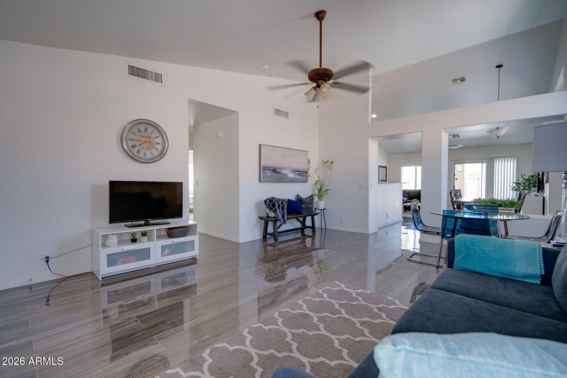 1-web-or-mls-Morelos St-12