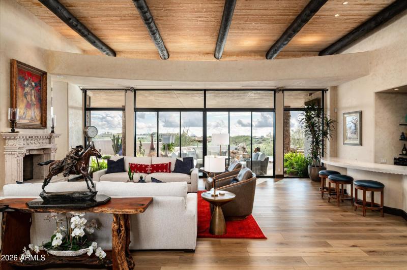 04-11343EApacheVistasDr-6