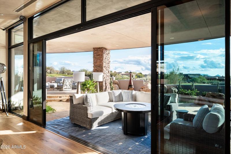 06-11343EApacheVistasDr-9