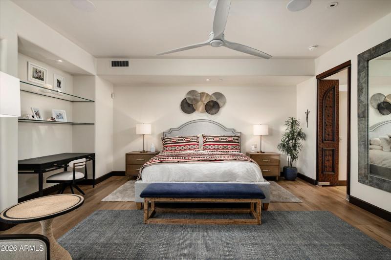 16-11343EApacheVistasDr-27