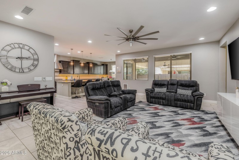 8-web-or-mls-10550 E Sheffield Dr Mesa-8