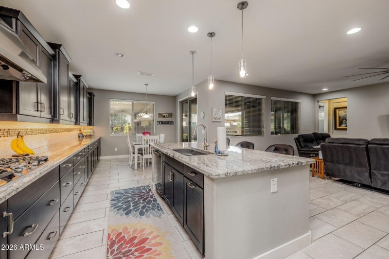 14-web-or-mls-10550 E Sheffield Dr Mesa-