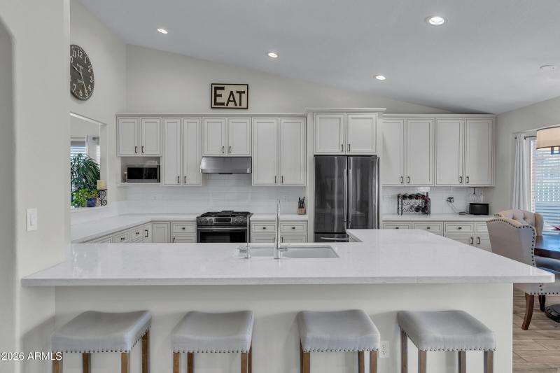 9421 E Jadecrest Dr-11