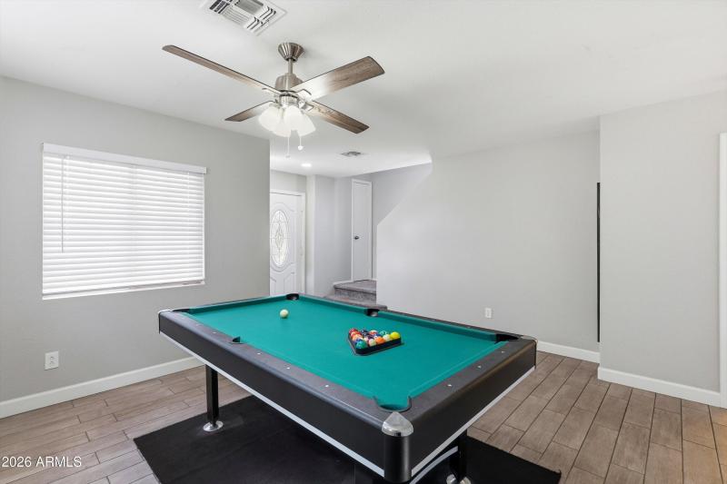 Living / Formal /Den