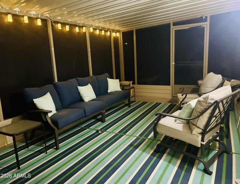 11) 67490-698776297d3f3