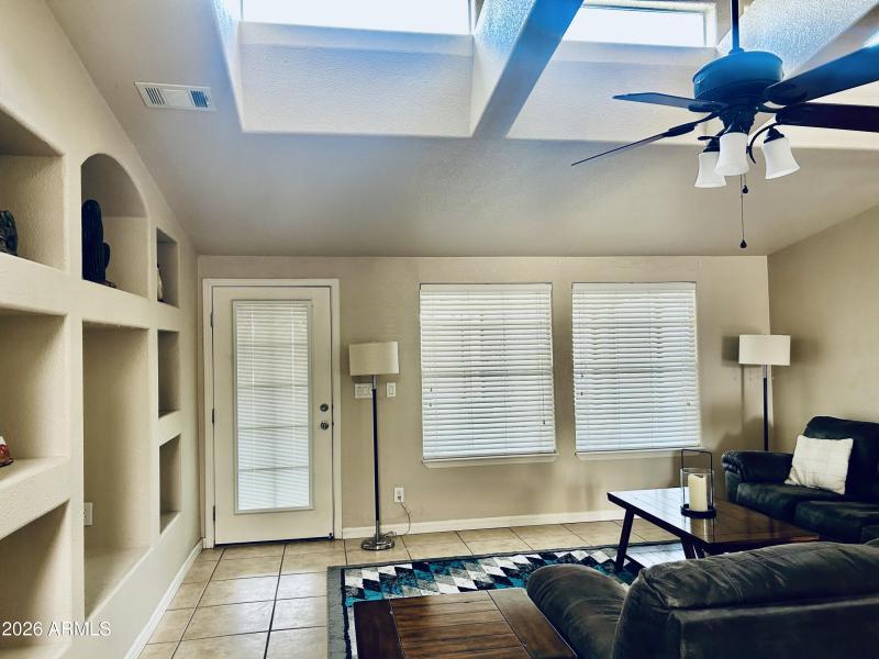 13) 67490-69875b93c28f5