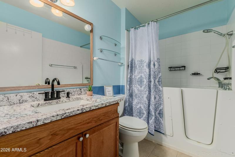 Irwin 111th master bath