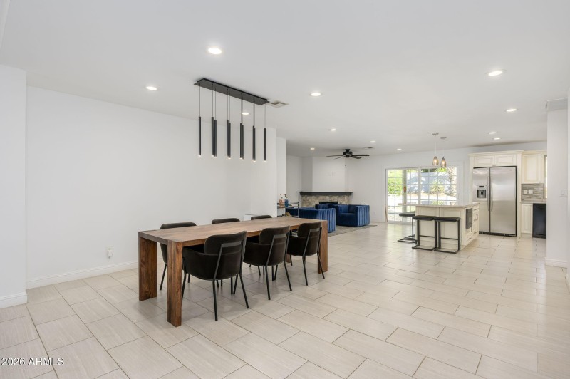 28-web-or-mls-Beverly-47