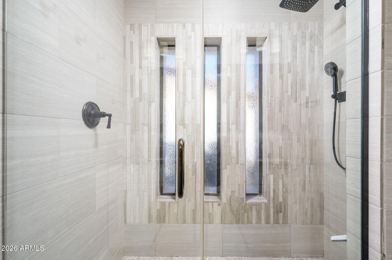 45-web-or-mls-Beverly-36