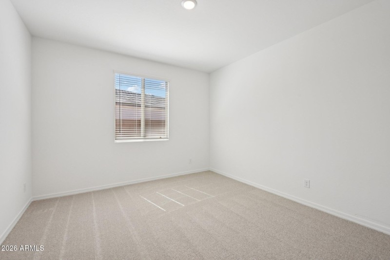 21-web-or-mls-77th Dr-S1403-021