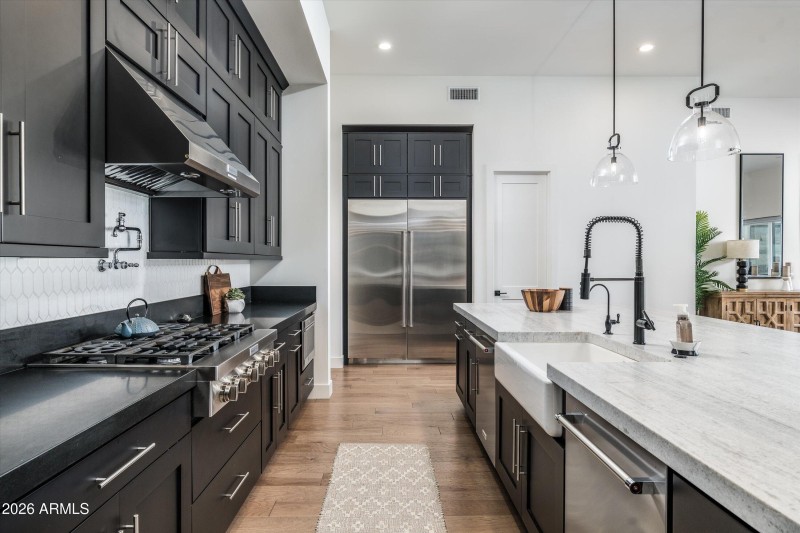 09-20756 E Indiana Ave (9 of 58)