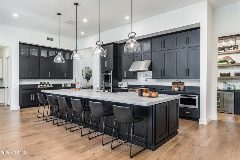 10-20756 E Indiana Ave (10 of 58)