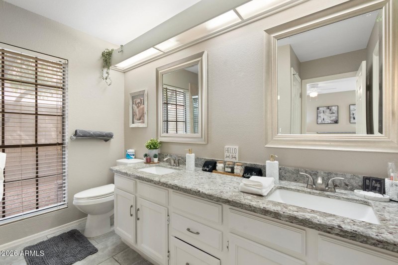 eb8acb6d-fd99-48f3-a79a-bde5ff27c256