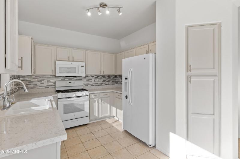 19213 N 138th Ave-----11