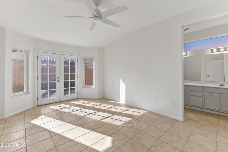 19213 N 138th Ave-----15