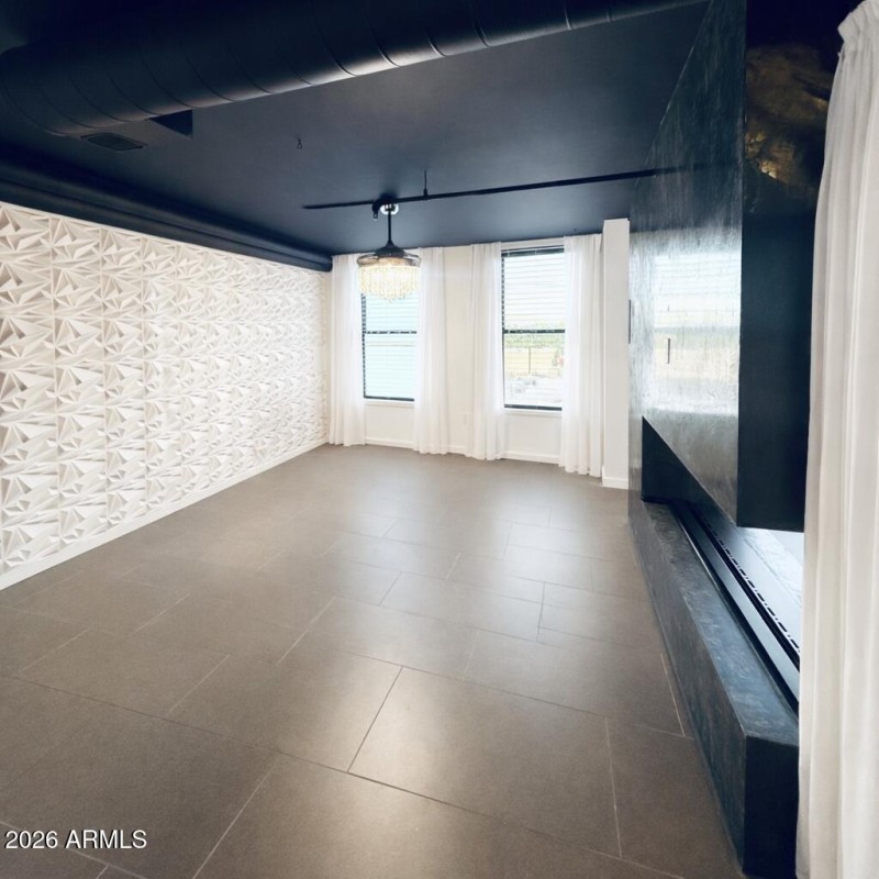 5DAD02DF-B3F1-4B1F-894E-C31423801262