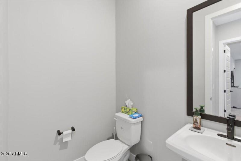 35-22836 E Via Las Brisas