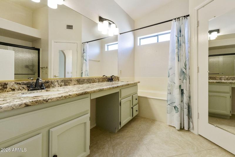 Primary Suite Bathroom