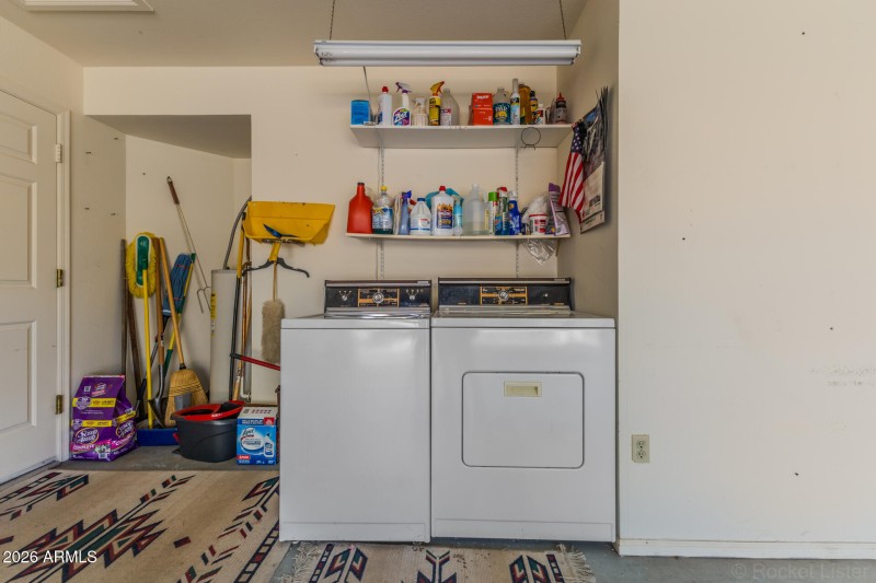 21 Laundry / Garage