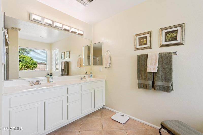 33-web-or-mls-W Goldmine Mountain Dr-S15