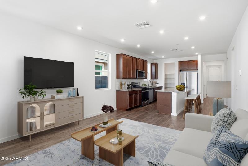 W. Carver Dr 24145-VS-03