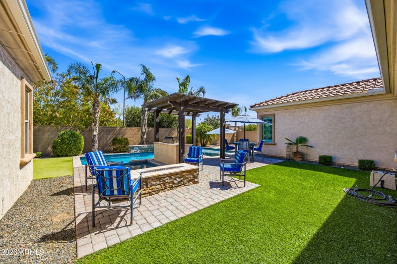 Firepit seating area