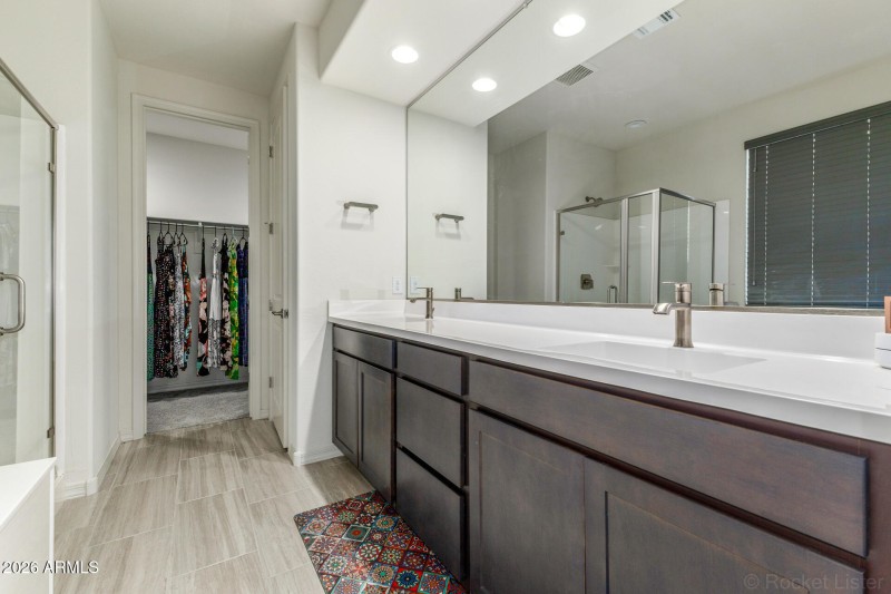 Primary bathroom (downstairs)