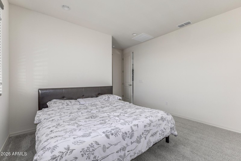 Bedroom 5 w/Full bath (upstairs)