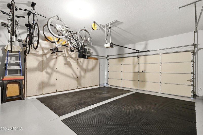 Garage w/ Storage