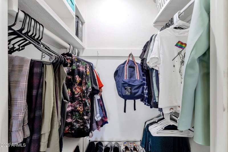 1717 W Clarendon Ave