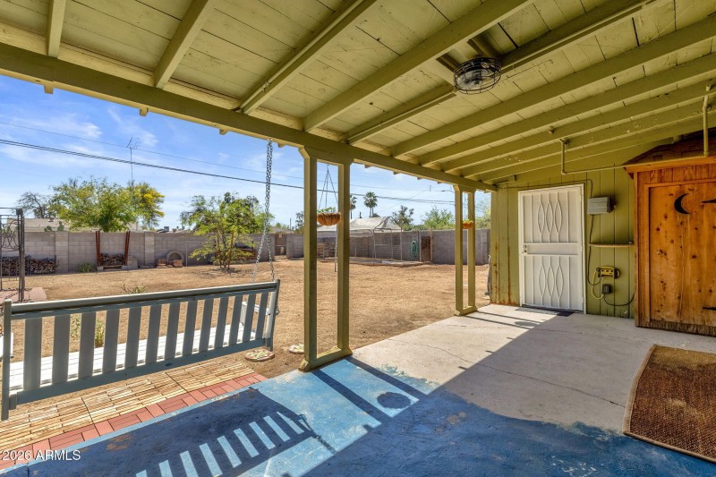 1717 W Clarendon Ave