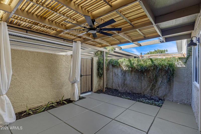 610 E Montebello Ave #41-25