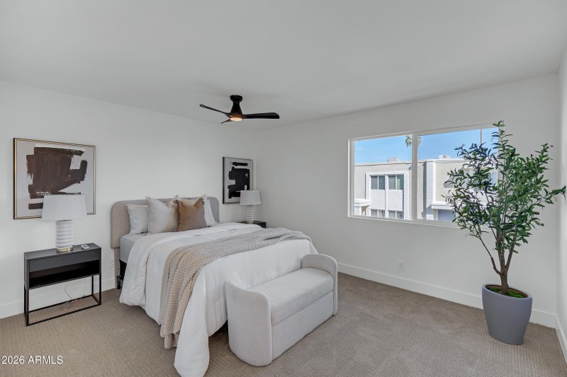 610 E Montebello Ave #41-18