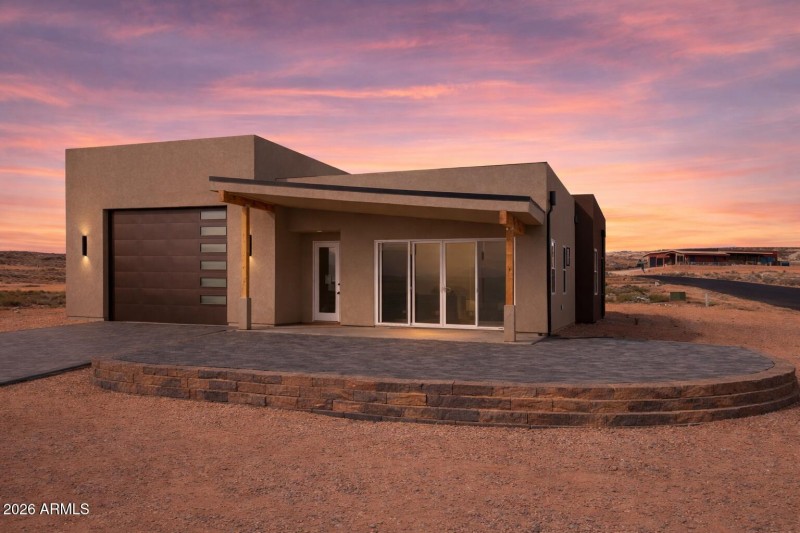 142 Dunn Exterior Image